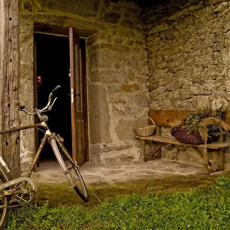 Arqueixal Ecoagroturismo Hotel *